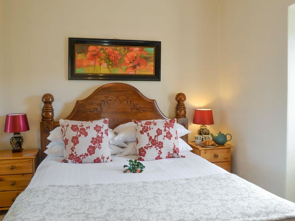 Hay Lodge Нэрн Экстерьер фото